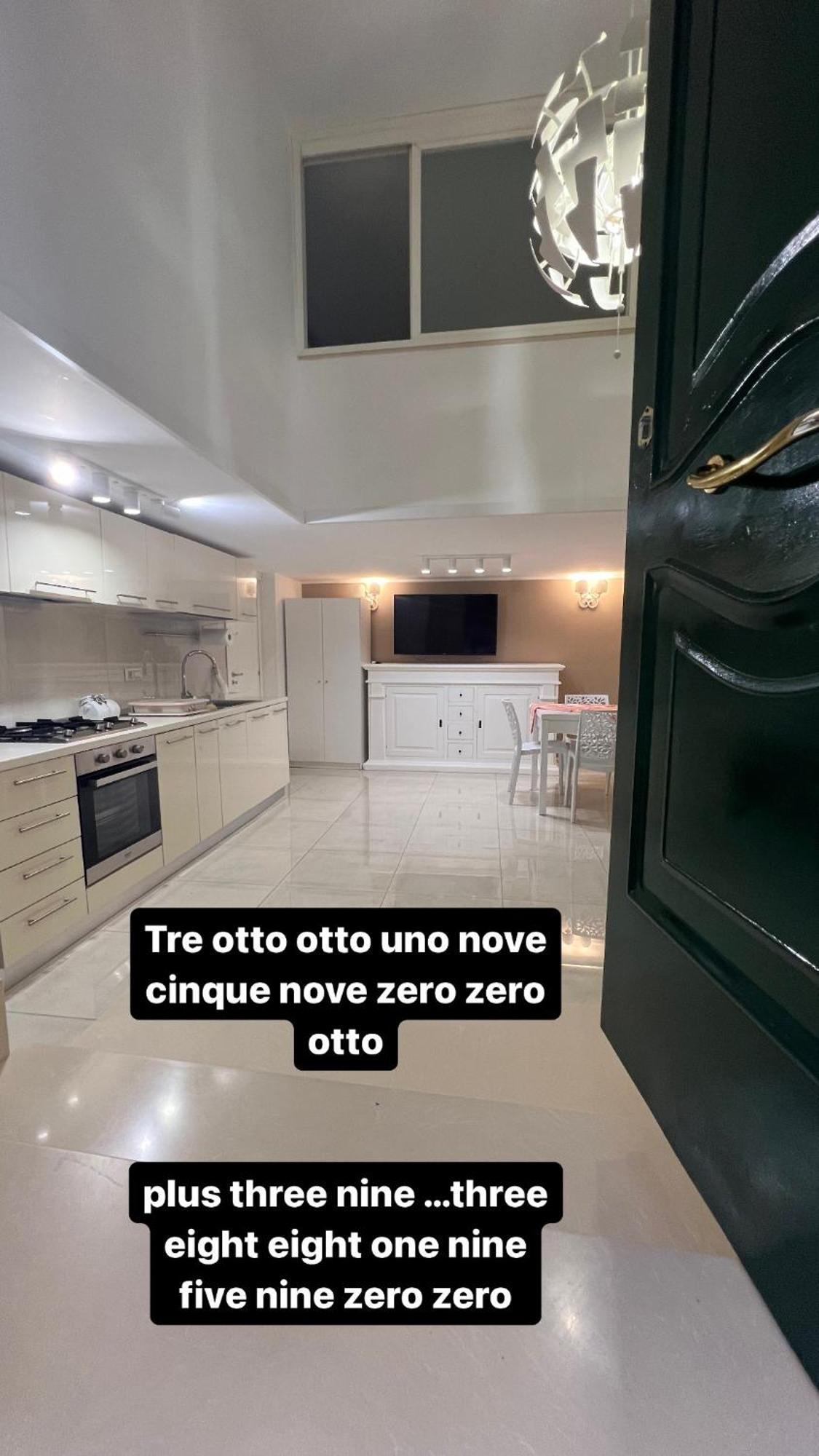 Life House Apartment Napoli Bagian luar foto